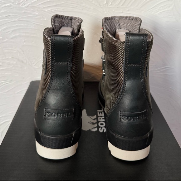 NWT Sorel Tivoli IV WP Alpine Tundra/Dark Moss - Picture 3 of 6